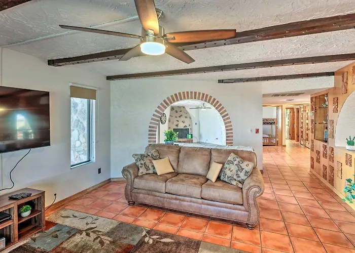 Patio & Panoramic Views: Hillside Havasu Holiday home *