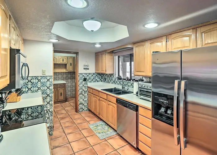 Holiday home Patio & Panoramic Views: Hillside Havasu