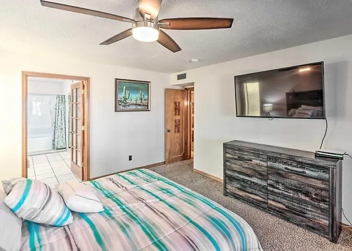 Patio & Panoramic Views: Hillside Havasu *