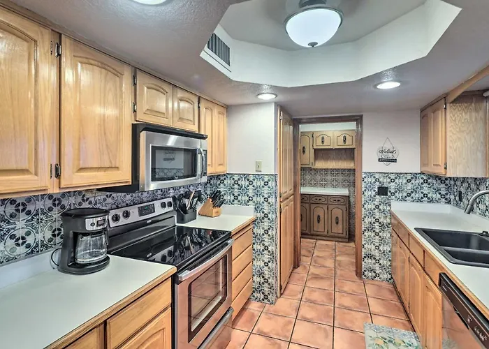 Patio & Panoramic Views: Hillside Havasu Holiday home Lake Havasu City
