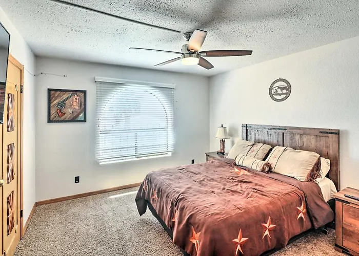 Patio & Panoramic Views: Hillside Havasu Holiday home *