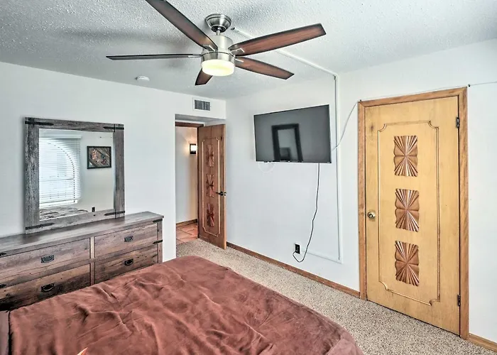 Holiday home Patio & Panoramic Views: Hillside Havasu *